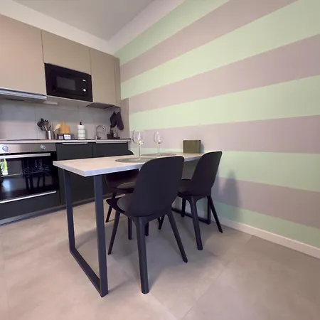 Salix Aurea Apartment